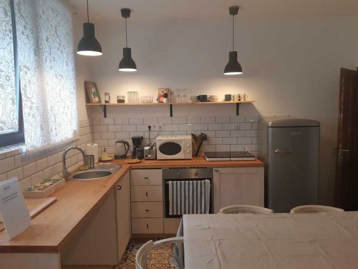 2 Bedroom Near Heroes Square Appartement